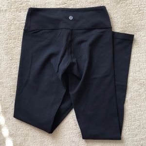 Lululemon Wunder Under leggings